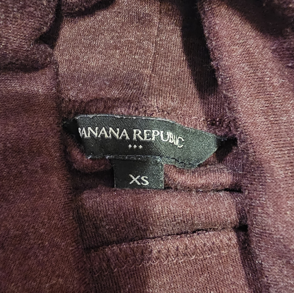 Banana republic purple heathered turtle neck